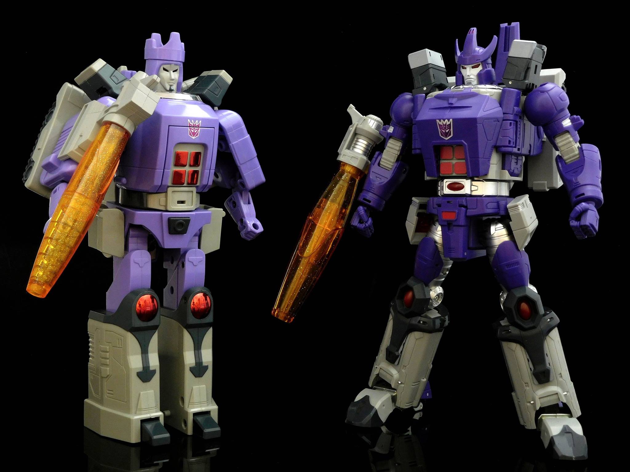 Generation 1 2005 Galvatron and DX9 Toys Tyrant in robot mode