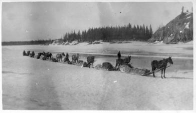 Ryan's flat sleighs on the Athabasca River.jpg
