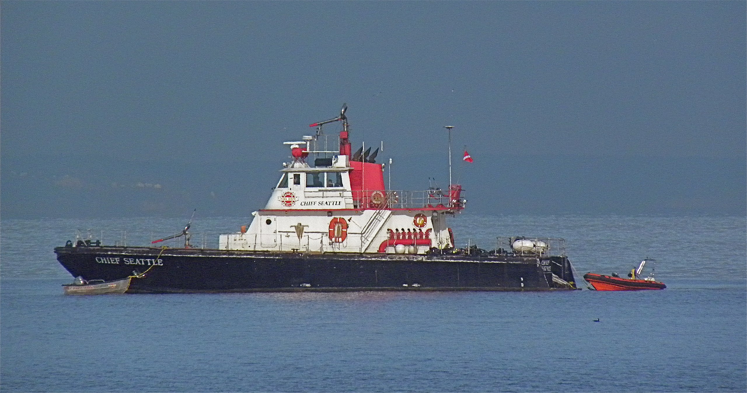 Chief Seattle fire boat -a.jpg