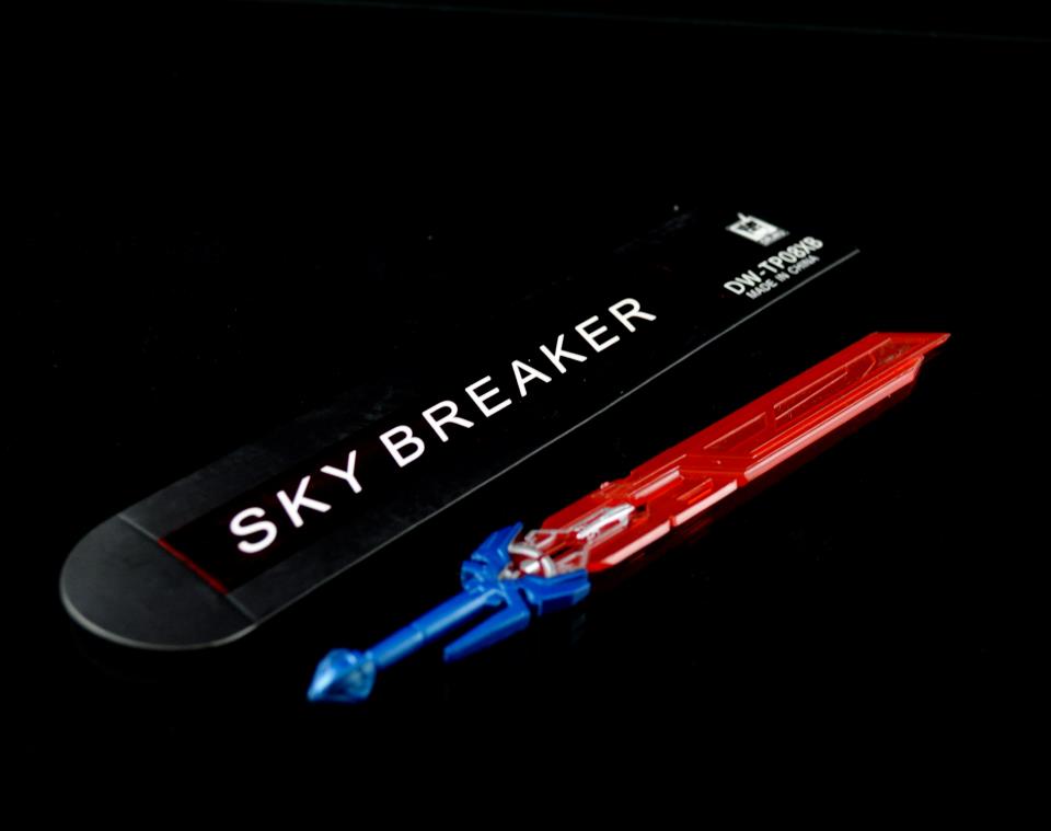 Xavier Cal's Botcon edition of the Skybreaker