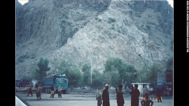 Valley floor in Nangarhar, on the way to Tora Bora -a.jpg
