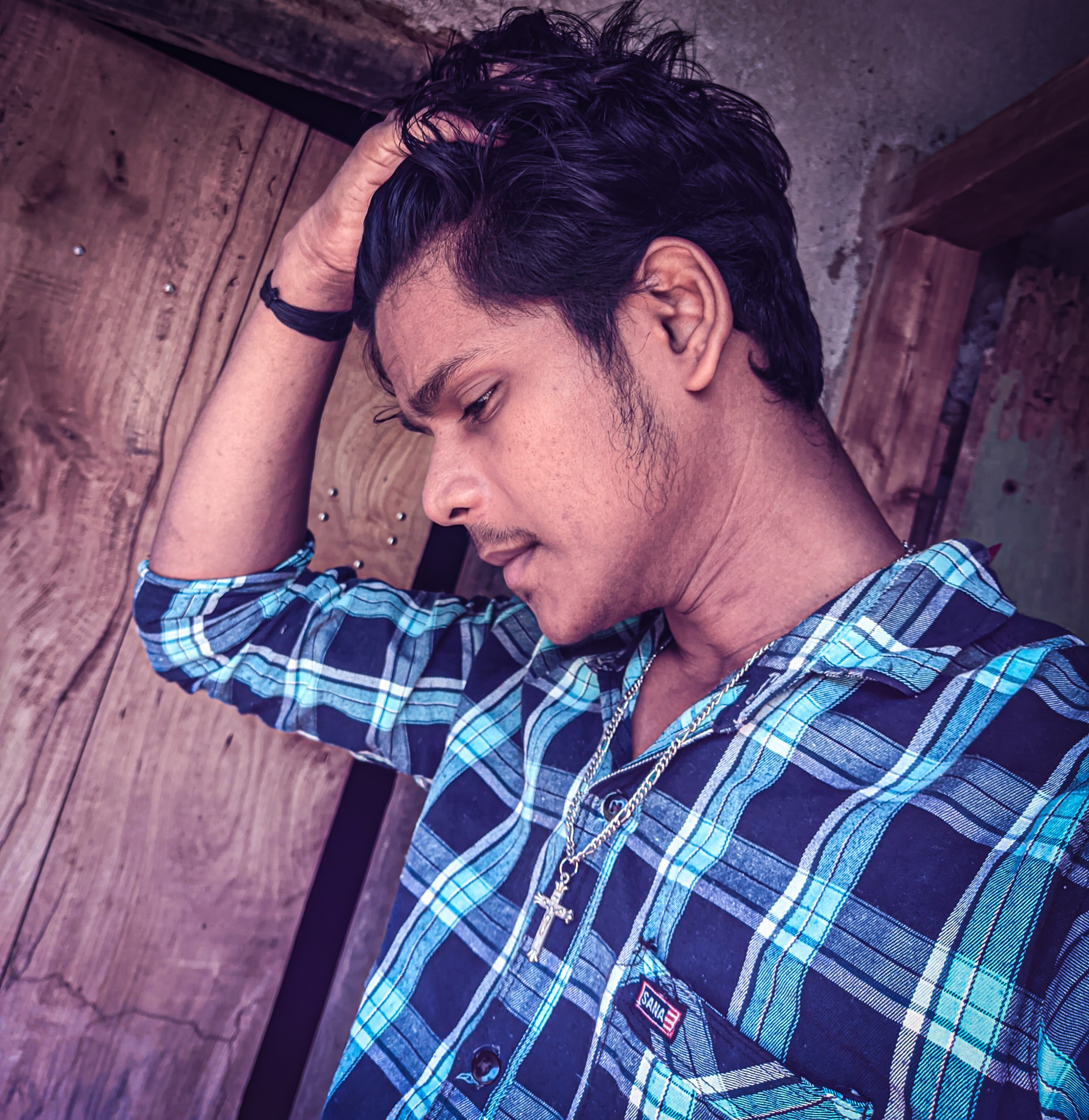 Selfie Poses Of Mangu Kumar Sahoo • Normal HD 6.jpg